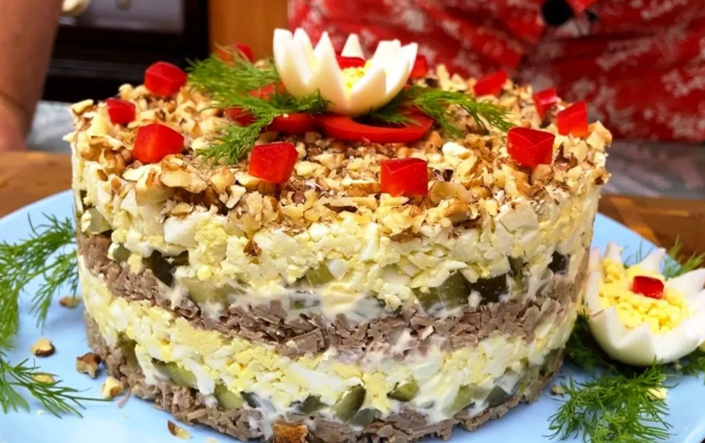 Королевский новогодний салат: как приготовить идеальное блюдо на праздник